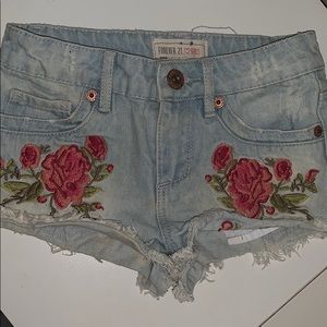 Super cute girls shorts!